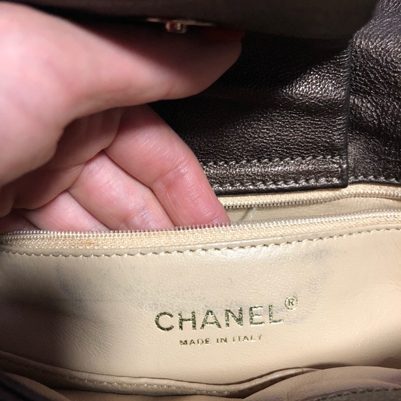 Auth Chanel handbag - Picture 6 of 8